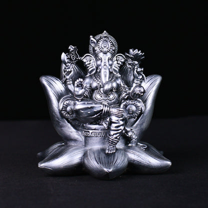 Padma Ganesha Car dashboard